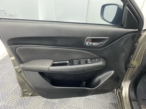 Suzuki Swift 1.2 Dzire At