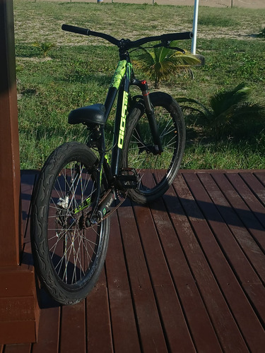 Bicicleta Giosbr - Aro 26 - Modelo 4trix - Furos No Cubo 32