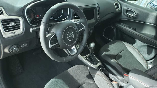 Imagen 6 de 8 de Jeep Compass 2.4 Sport At6 - Autocity