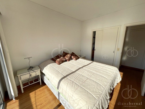 Imagen 11 de 15 de Apartamento En Venta En Primera Fila De Playa Mansa Con Parrillero Y Estufa A Leña