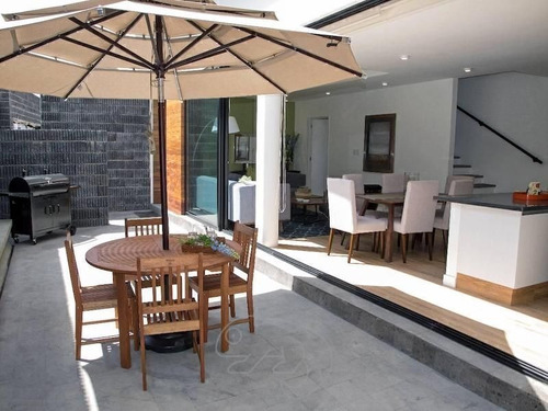 Imagen 3 de 16 de Vendo Casa Moderna Y Elegante En La Sexta Sección