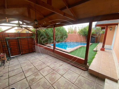 Casa 5 Dormitorios Condominio Jardines De La Viña La Florida