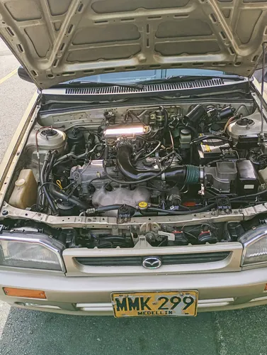 Mazda 323 1.3 Hs