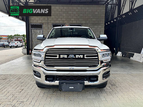 RAM Ram 3500 6.7 Laramie Cab. Dupla 4x4 Aut. 4p