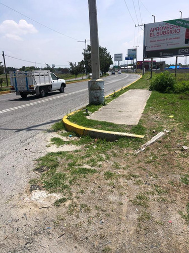 Terreno Av. Codagem, San Miguel Totocuitlapilco, Metepec, Edo. De México.
