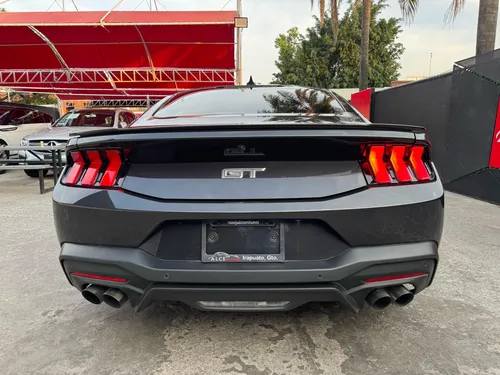 Ford Mustang 5.0l Gt V8 At