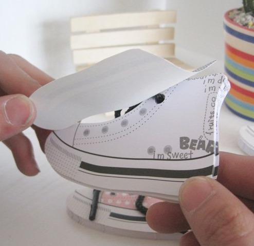 Imagen 3 de 3 de Libretas Muy Originales Con Diseño De Zapatos Converse