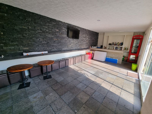 Casa En Venta O Renta En El Mesón, Calimaya 4 Recamaras 520 M2 Construccion