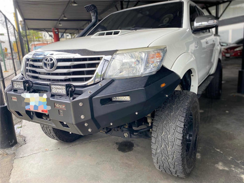 Imagen 1 de 4 de Toyota Hilux Kavak Blindado Automático