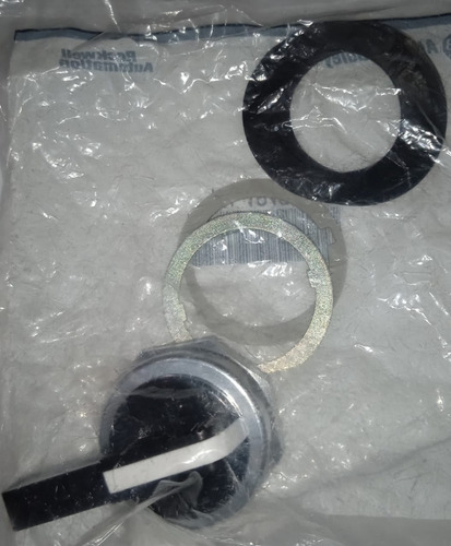 Allen Bradley, Modelo: 800t-h17a (Usado)