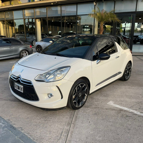 Imagen 3 de 19 de Citroën Ds3 1.6 Thp 156 Sport Chic