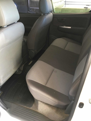Toyota Hilux 3.0 Cd Sr 171cv 4x4 - C3 2014