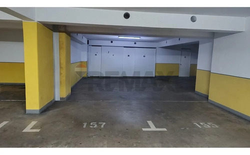 Oficina Premium 3 Privados + 2 Estac.