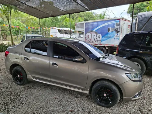 Renault Logan 1.6 Life