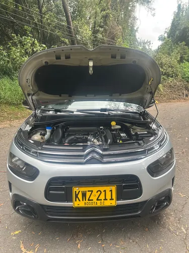 Citroën C4 Cactus 1.6 Shine Turbo Aut