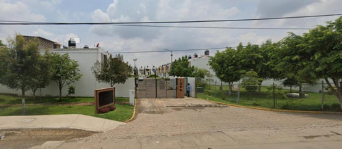 Vendo Casa En Fracc. Terrasolare, Tonala Junto Plaza Fuente San Gaspar