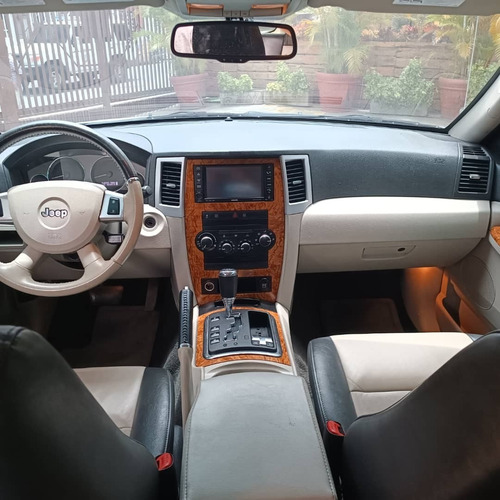 Imagen 9 de 13 de Jeep Grand Cherokee 4x4
