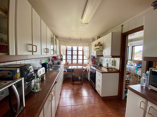 Departamento, Calle Amtahuer (70064)