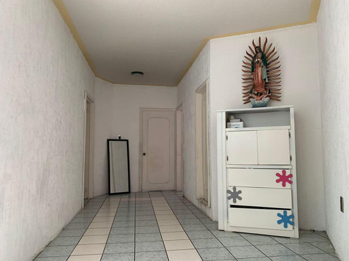 Casa En Venta En Co. La Pradera, Irapuato, Gto.