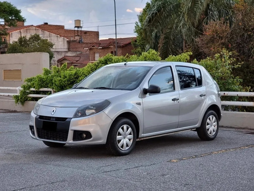 Imagen 16 de 16 de Renault Sandero 1.6 Authentique Pack I 90cv