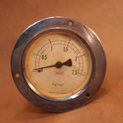 Antiguo Manómetro De Presión De Caldera De Vapor