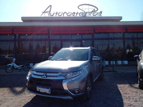 Imagen 1 de 12 de Mitsubishi 2016 Outlander 2.0 Glx 2wd L/16
