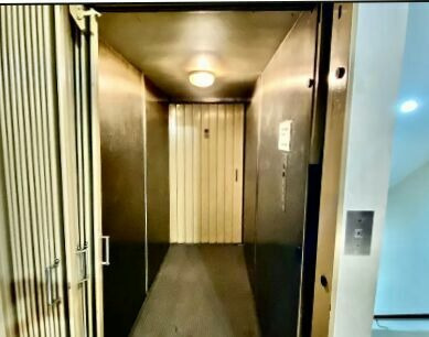 Imagen 14 de 30 de Excelente Inmueble, Actualmente Cochería ( Opcional )