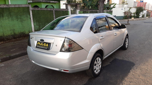 Imagem 3 de 12 de Ford Fiesta Sedan 2013 Se 1.6 16v Flex 4p Flex Manual