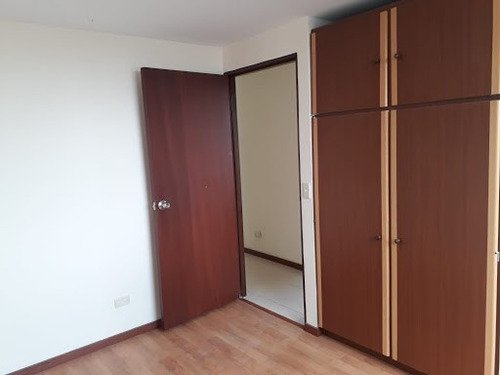 Apartamento En Venta En La Carola- Manizales (279023220).