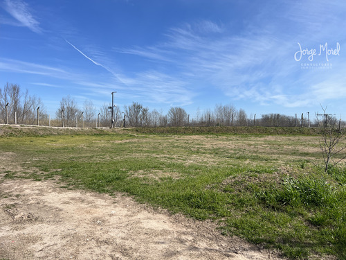 Lote Perimetral Bueno #200-300 - San Sebastian - Area 11 - 888m2 #id 3035