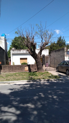 Venta Casa  A Reciclar, La Plata Barrio San Carlos