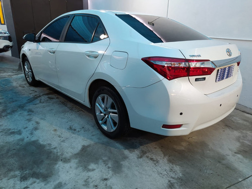Imagen 5 de 15 de Toyota Corolla Xei Pack A/t 2016 Excelente Estado De Uso !!!
