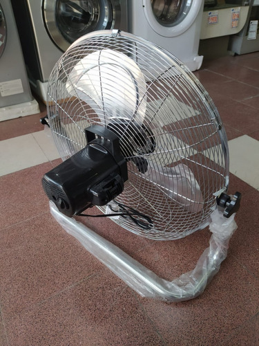 Turbo Ventilador Liliana Vtfm18 Cromado 3 Aspas 18 Pulgadas
