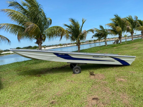 Embarcação De Alumínio Calaça Mod Flash Bass 600 De 6 M