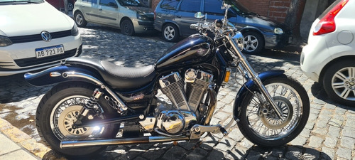 Suzuki Intruder Vs1400