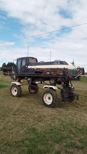 Pulverizadora Autoprop. Pla ,año 94, 20mts Bot,comput Arag.