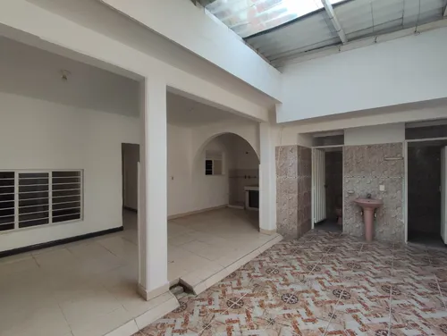 Casa En Venta En Popular. Cod V30674