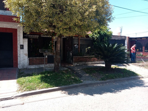 Imagen 3 de 3 de Casa En Venta En Zarate, Excelente Ubicación! Calle Rawson