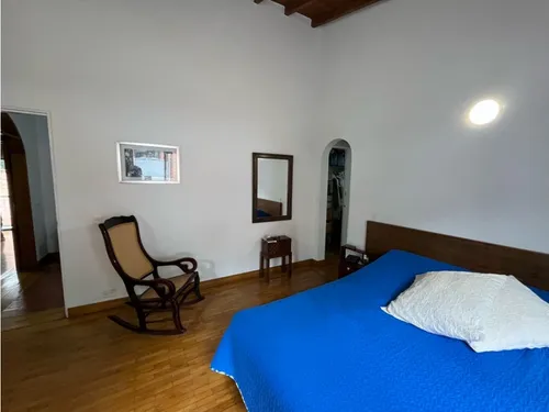 Casa Poblado De Niveles- Con Diferentes Ambientes -249mt- 3alcobas