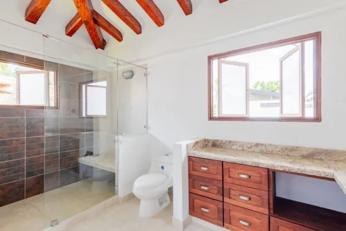 Casa En Venta En La Estrella. Cod V4036