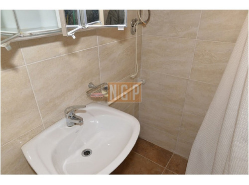 Apartamento En Mansa, 1 Dormitorios - Ref: 6812