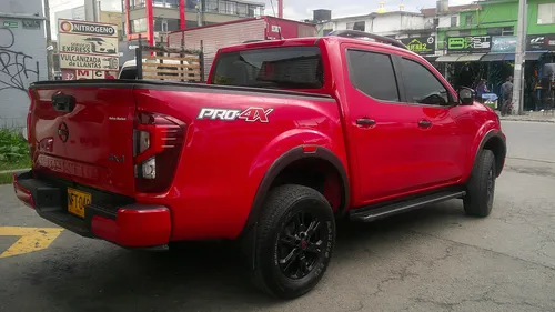 Nissan Frontier 2.5 Pro4X 4X4 At