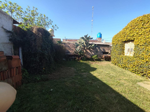 Imagen 5 de 23 de Casa De 3 Ambientes Con Cochera Y Local Excelente Ubicacion