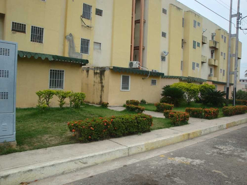Apartamento En Los Naranjales 04144237195