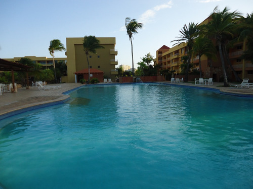 Imagen 3 de 16 de Apartamento De 4 Habitaciones Planta Baja Con Muelle