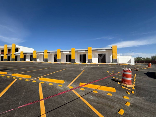 Plaza Comercial El Portal,venta ,en Avenida Guillermo Prieto Lujan, Chihuahua.