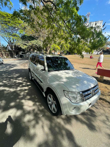 Imagem 2 de 15 de Mitsubishi Pajero Full 2013 3.2 Hpe Aut. 5p