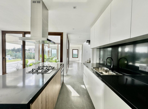 Casa En Venta De 5 Ambientes A Estrenar En Canning Chico, Esteban Echeverria