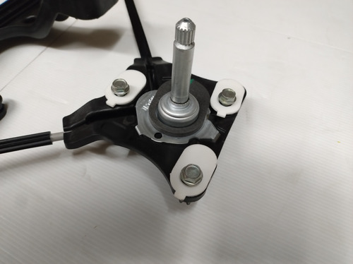 Levanta Cristal Manual Trasero Izq Peugeot 208 Original