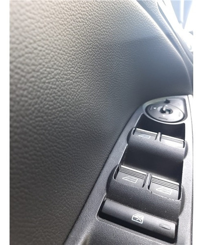 Imagem 12 de 12 de Ford Focus 2.0 Titanium 16v Flex 4p Powershift